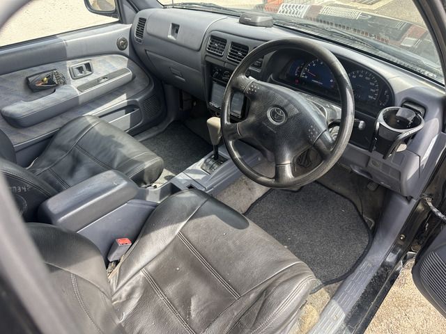 Toyota HILUX 1999 6474324-8