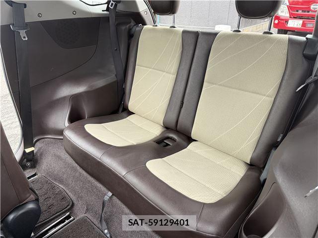 Toyota IQ 2010 6474549-6