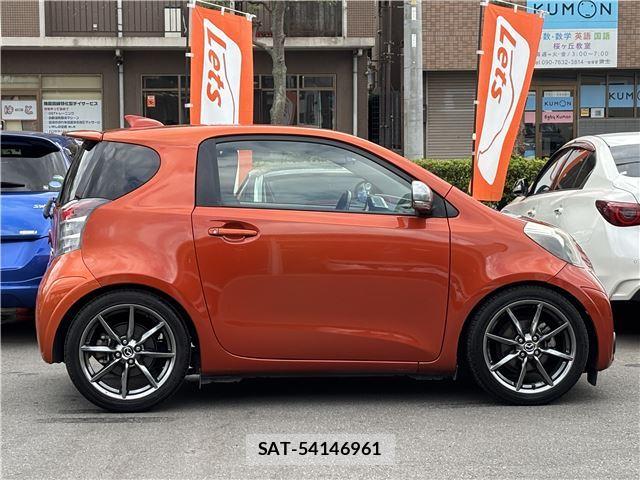 Toyota IQ 2010 6474581-10