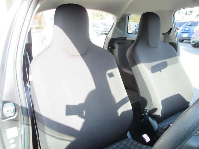 Toyota IQ 2009 6474637-8