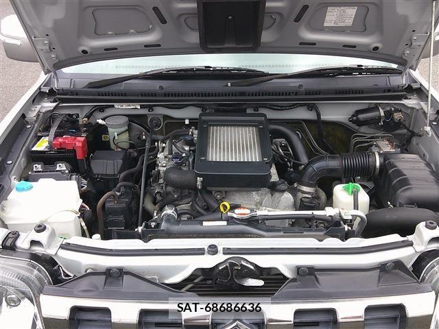 Suzuki JIMNY 2015 6436997-9