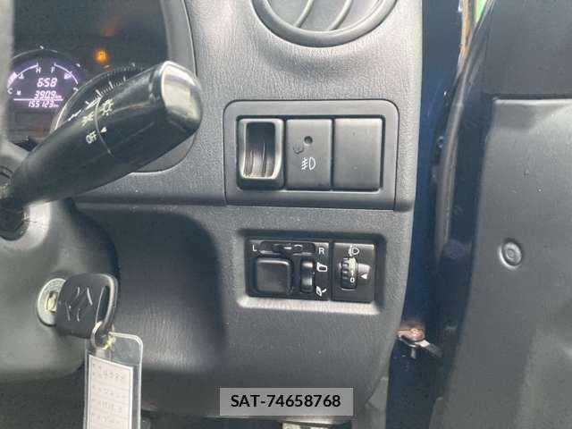 Suzuki JIMNY 2017 6478838-2