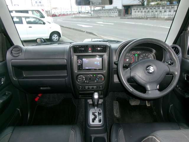Suzuki JIMNY 2012 6479621-8