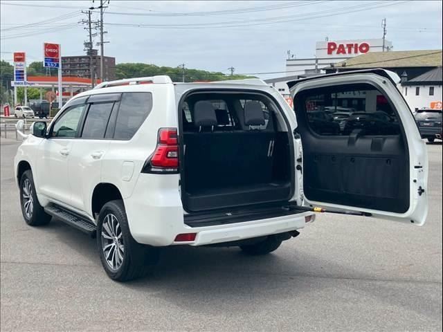 Toyota LAND CRUISER PRADO 2018 6477478-10