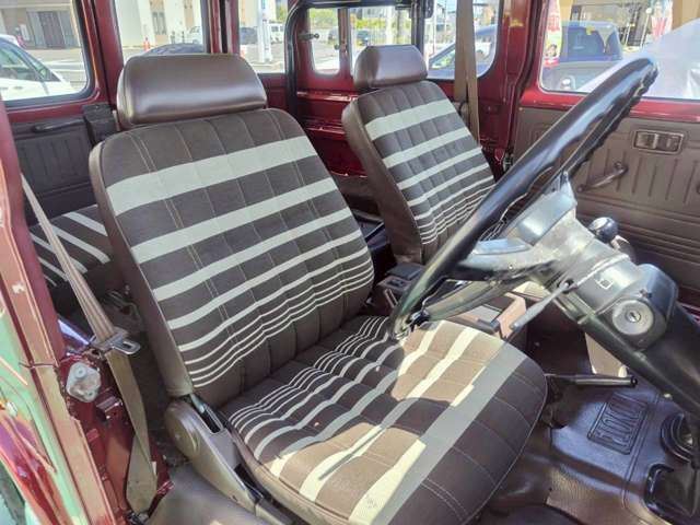 Toyota LAND CRUISER 1982 6475756-10
