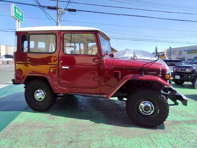 Toyota LAND CRUISER 1982 6475756-8