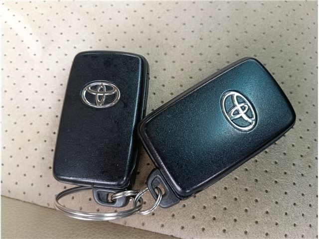 Toyota MARK X 2014 6478588-9