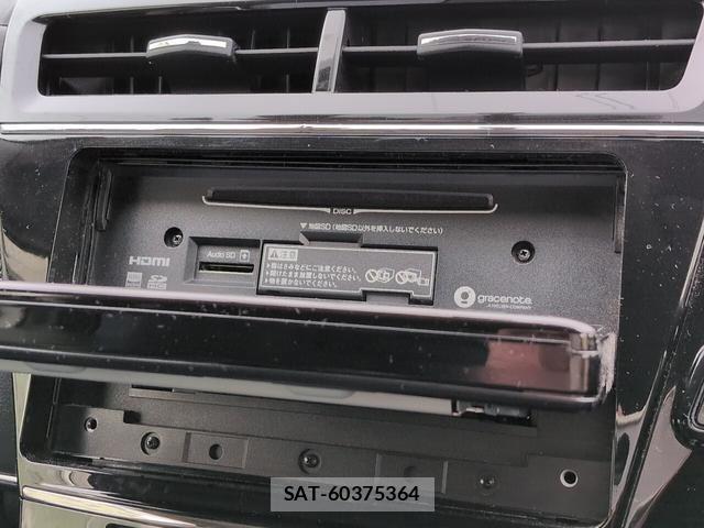 Toyota PRIUS ALPHA 2020 6430822-4
