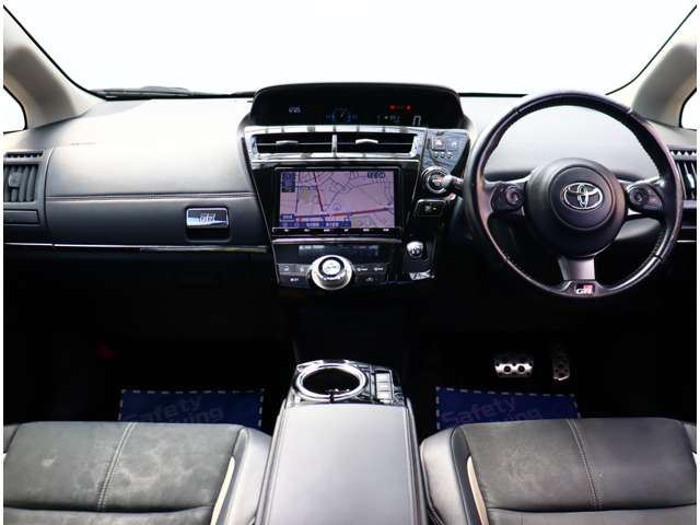 Toyota PRIUS ALPHA 2019 6431079-3
