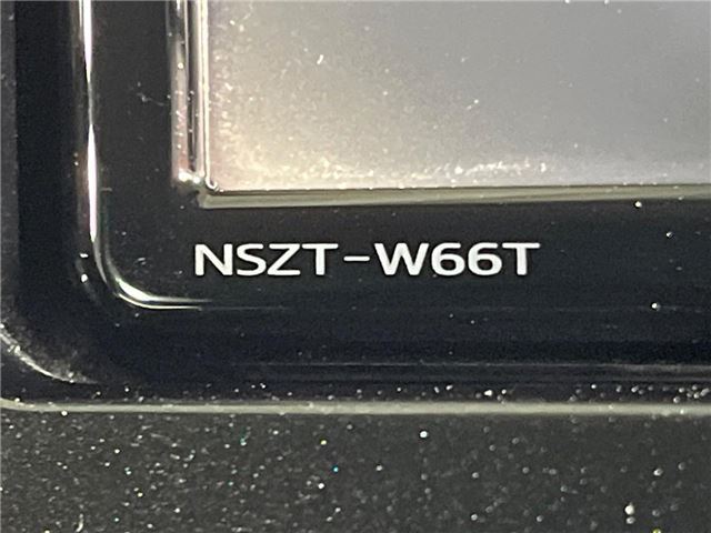 Toyota PRIUS ALPHA 2018 6431184-5