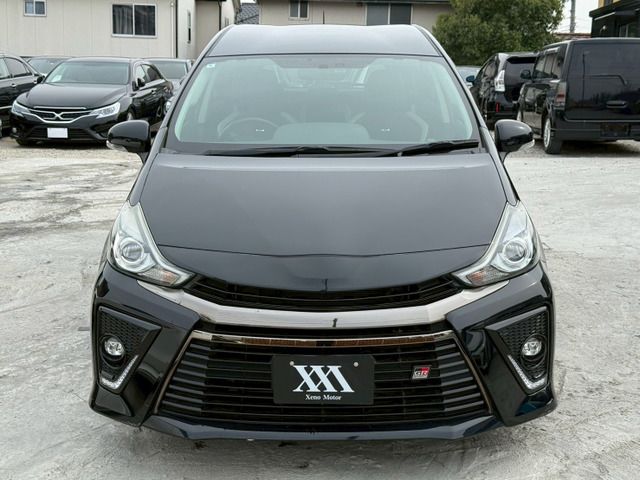 Toyota PRIUS ALPHA 2018 6431371-7