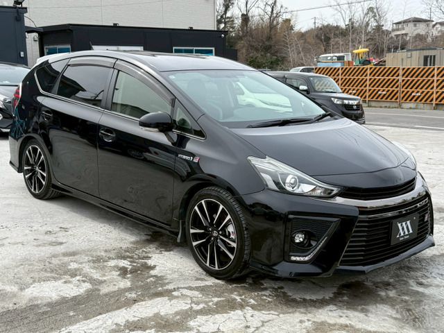 Toyota PRIUS ALPHA 2018 6431371-9