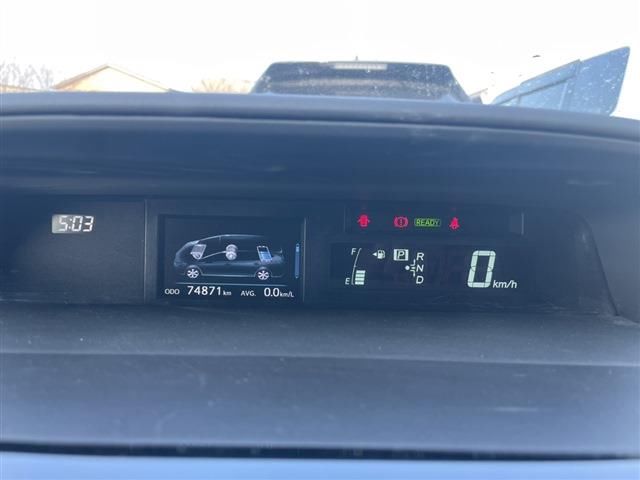 Toyota PRIUS ALPHA 2018 6431405-1