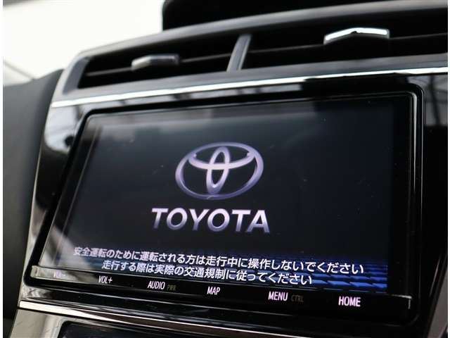 Toyota PRIUS ALPHA 2018 6431486-4