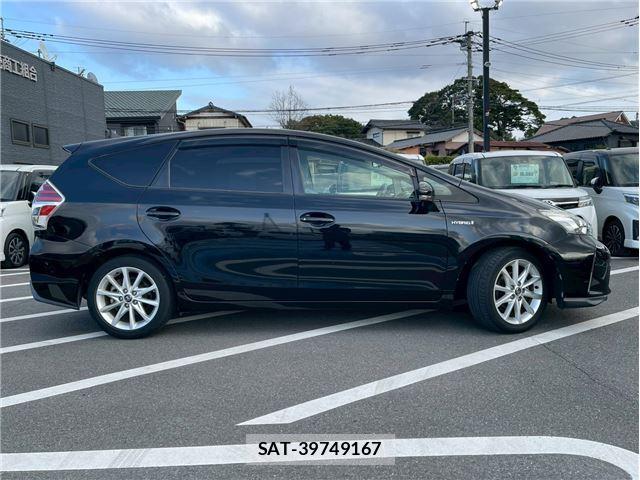 Toyota PRIUS ALPHA 2017 6431678-1