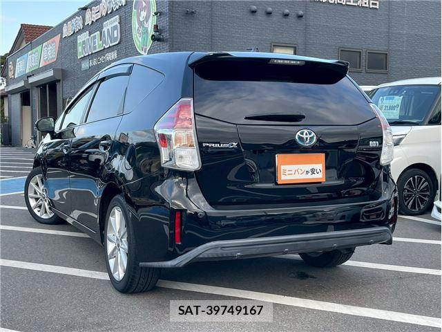 Toyota PRIUS ALPHA 2017 6431678-2