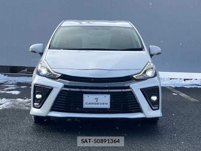 Toyota PRIUS ALPHA 2017 6431680-2
