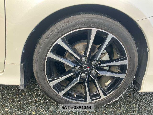 Toyota PRIUS ALPHA 2017 6431680-9
