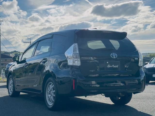 Toyota PRIUS ALPHA 2012 6435719-6