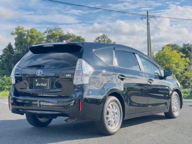 Toyota PRIUS ALPHA 2012 6435719-7