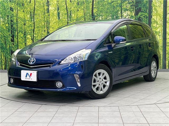 Toyota PRIUS ALPHA 2012 6436264-0