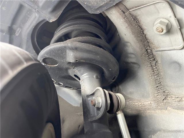 Toyota PRIUS ALPHA 2012 6436387-8
