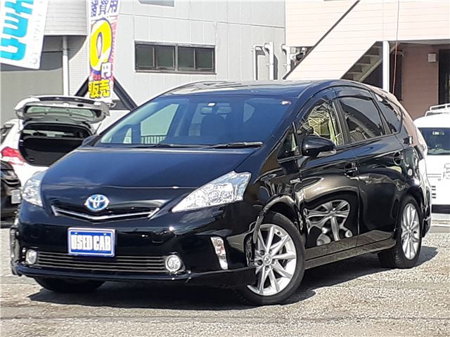 Toyota PRIUS ALPHA 2012 6436811-0