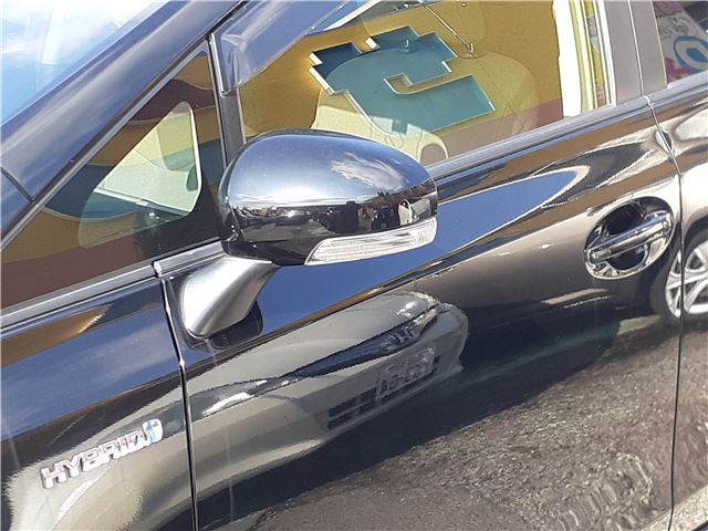 Toyota PRIUS ALPHA 2012 6436811-8