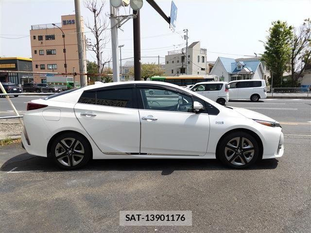 Toyota PRIUS PHV 2020 6438375-3