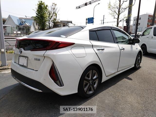 Toyota PRIUS PHV 2020 6438375-4