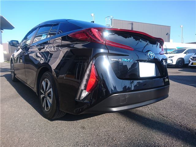 Toyota PRIUS PHV 2019 6439053-1