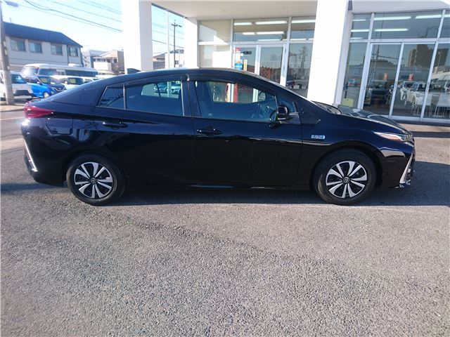 Toyota PRIUS PHV 2019 6439053-10