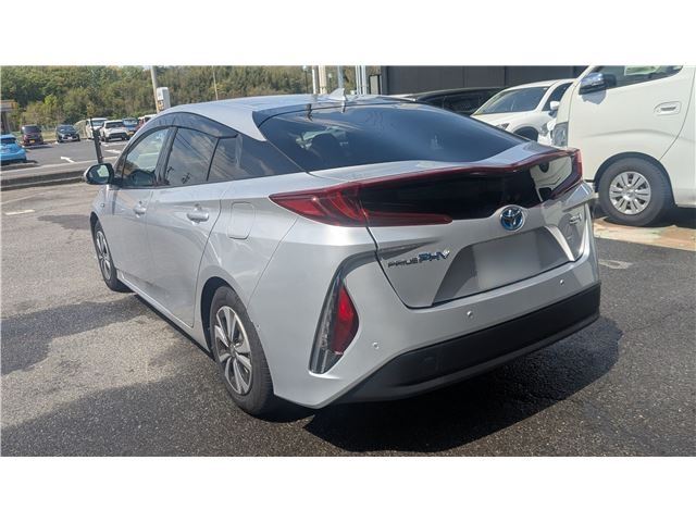 Toyota PRIUS PHV 2018 6440222-1