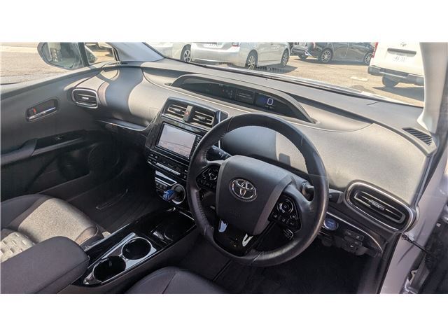 Toyota PRIUS PHV 2018 6440222-9