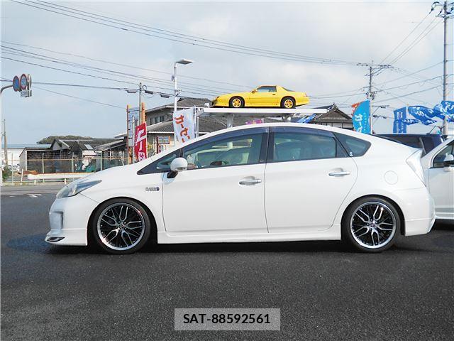 Toyota PRIUS PHV 2013 6446869-5