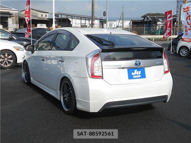 Toyota PRIUS PHV 2013 6446869-9