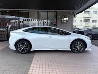 Toyota PRIUS 2025 6426624-3
