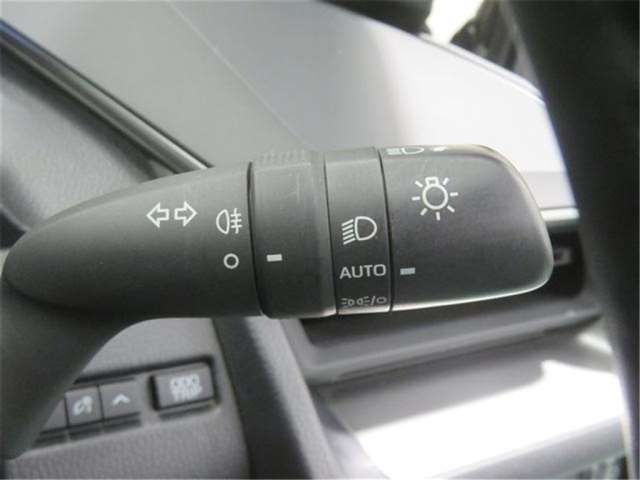Toyota PRIUS 2023 6430121-8