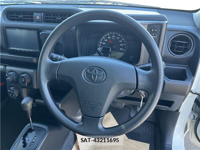 Toyota PROBOX 2020 6455137-8