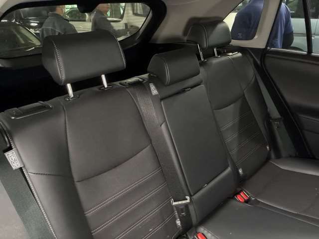 Toyota RAV4 2024 6437777-6