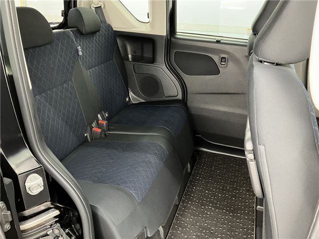 Nissan ROOX 2020 6427214-7