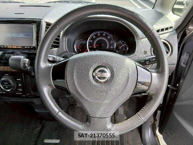 Nissan ROOX 2013 6427398-10