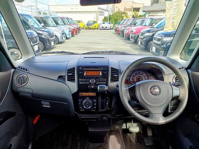Nissan ROOX 2012 6428164-9
