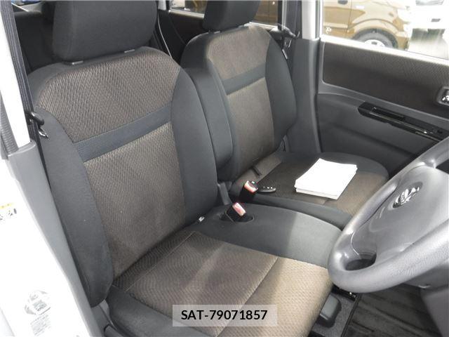 Nissan ROOX 2012 6428201-7