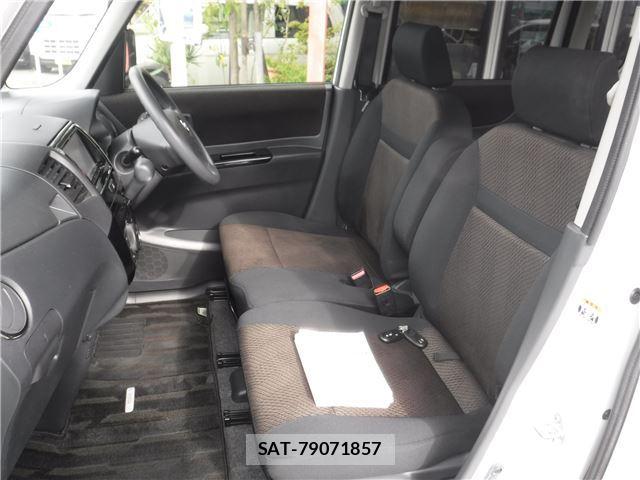 Nissan ROOX 2012 6428201-8
