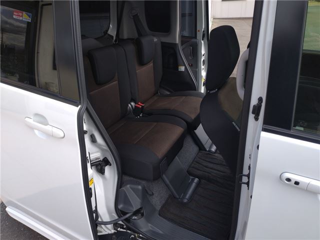 Nissan ROOX 2012 6428232-6