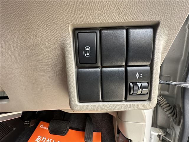 Nissan ROOX 2010 6428815-6