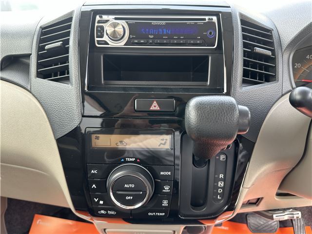 Nissan ROOX 2010 6428815-7