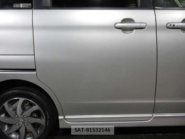Nissan ROOX 2010 6428876-8
