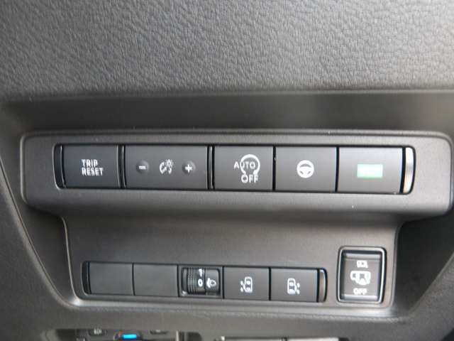Nissan SERENA 2023 6434111-6